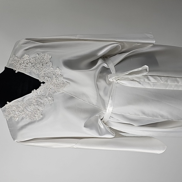 California Miss Satiny Robe w Embroidered Embellishments & Dolman Sleeves - Picture 7 of 11